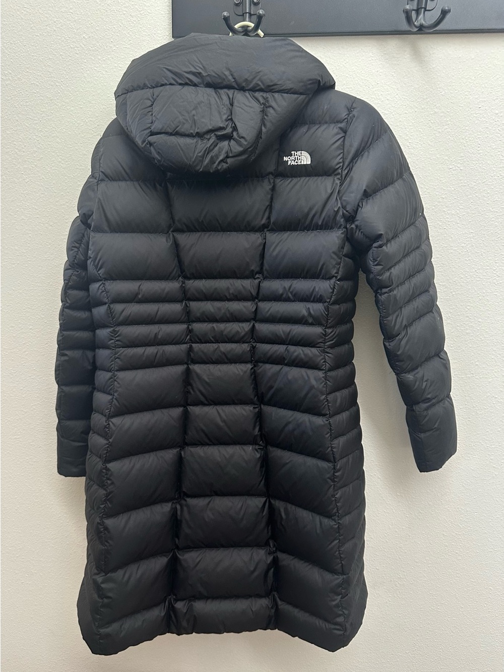The North Face Black Long Down Puffer Coat with detachable down hood. - Picture 2 of 5